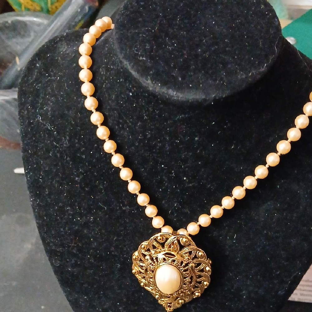 Vintage-Inspired Gold Tone And Faux Pearls